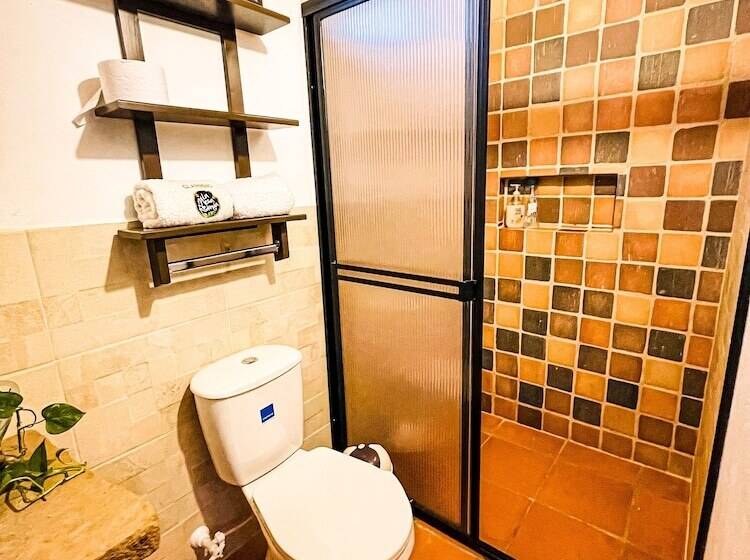 ホテル Parador La Mesa Redonda