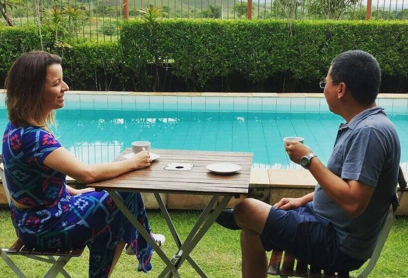 Отель Pousada 4 Estações