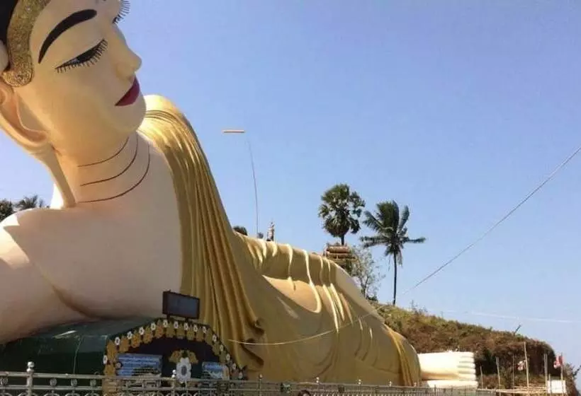 هتل Sea Breeze Lodge Ngapali