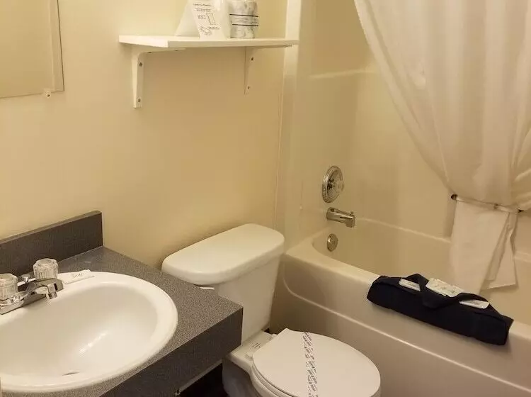 モーテル Canadas Best Value Inn Fort St. John