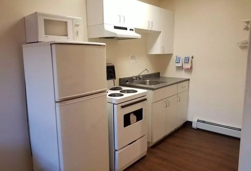 モーテル Canadas Best Value Inn Fort St. John