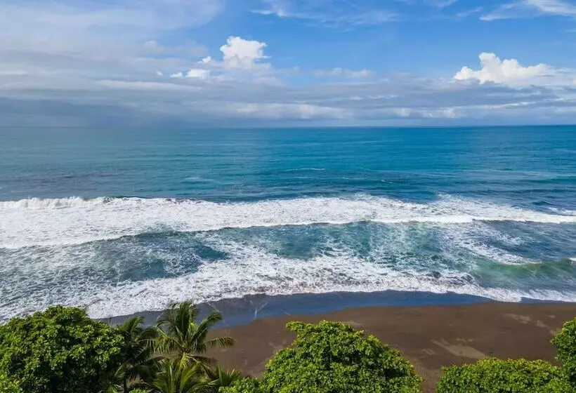 Ola Bonita Beachfront Apart