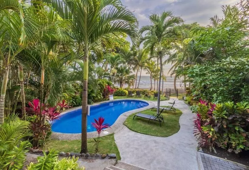 Ola Bonita Beachfront Apart