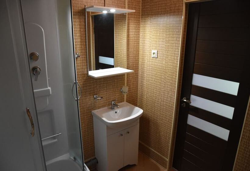 펜션 Medvezhiy Ugol