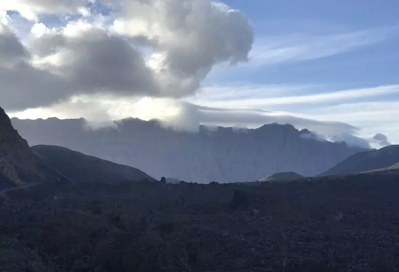 پانسیون Oasis Coba Tina