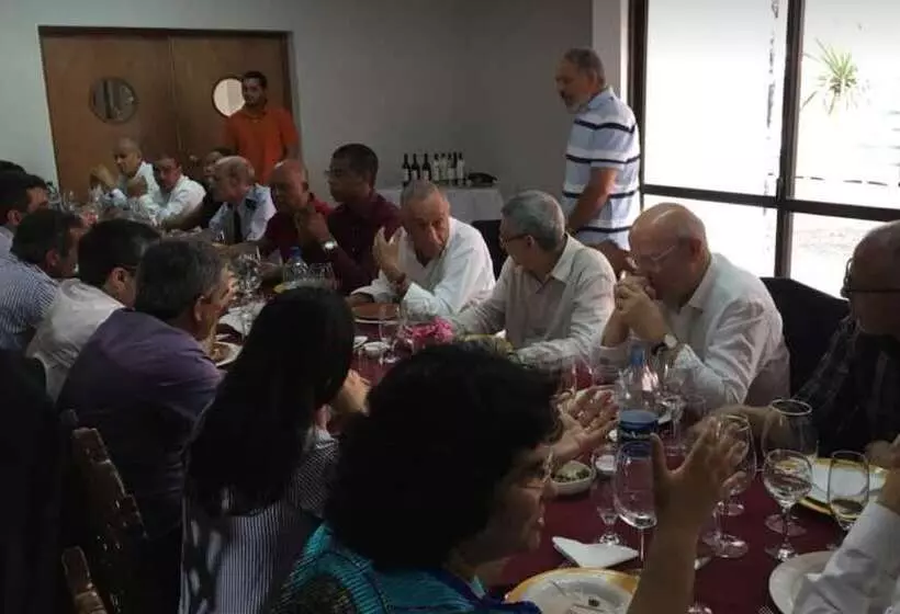 پانسیون Oasis Coba Tina