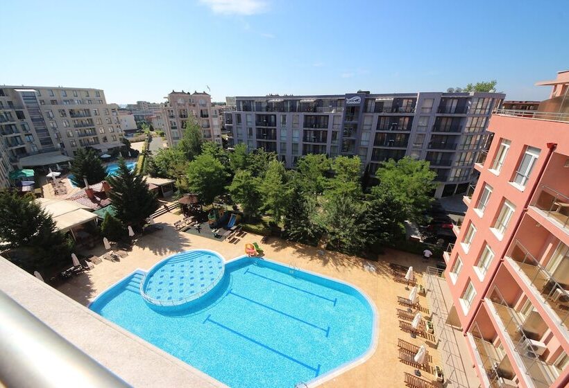 Rainbow 2   Menada Apartments