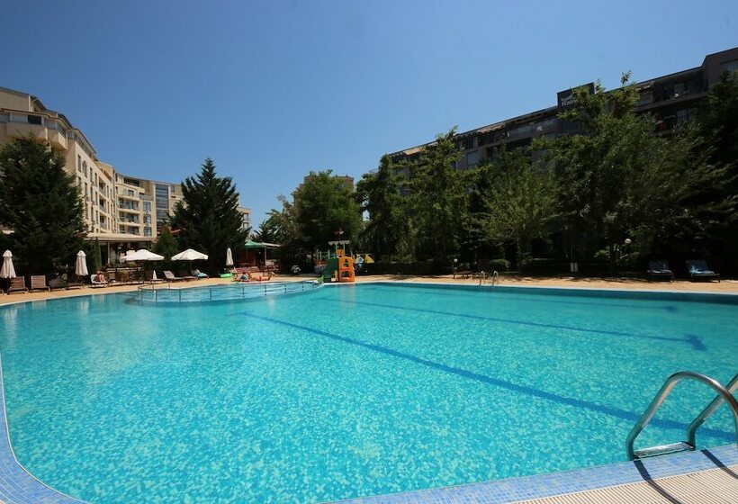 Rainbow 2   Menada Apartments