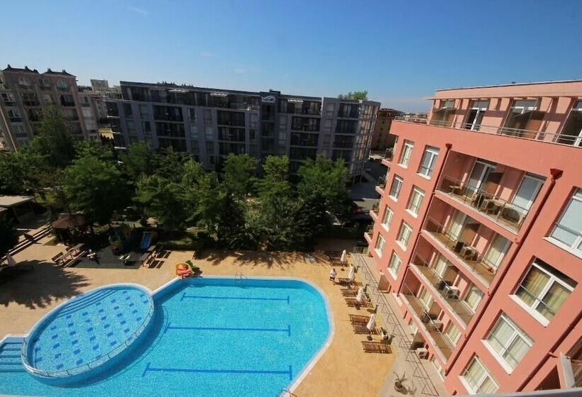 Rainbow 2   Menada Apartments