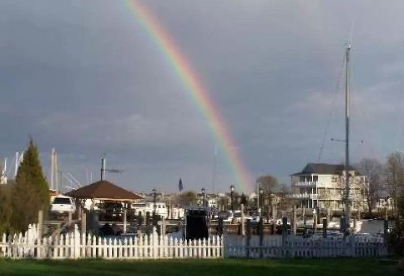 Aamiaismajoitus (B&B) Captain S Cottage