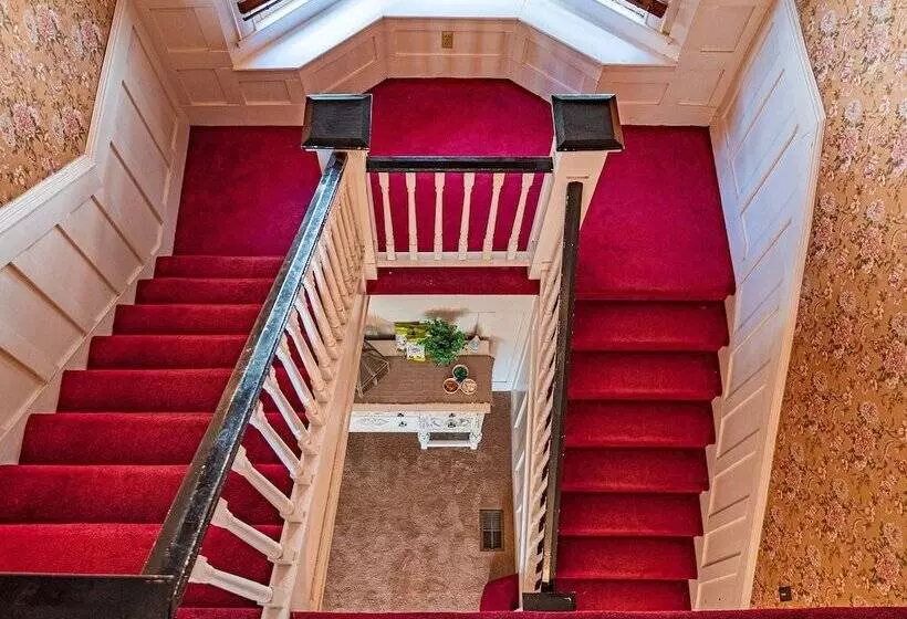 Aamiaismajoitus (B&B) Magpie Inn