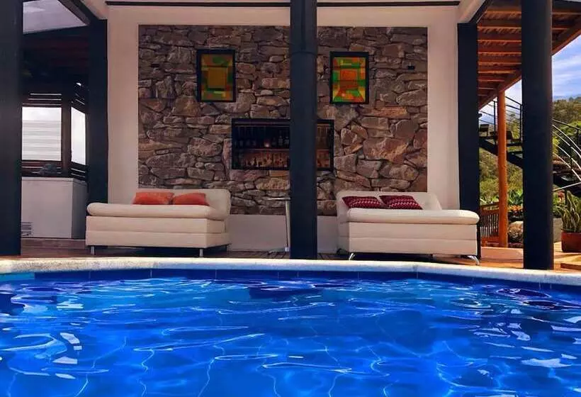Cetro Hotel Boutique