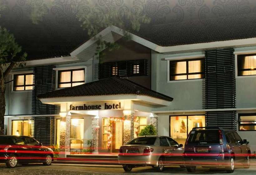 Farmhouse Hotel & Cafe