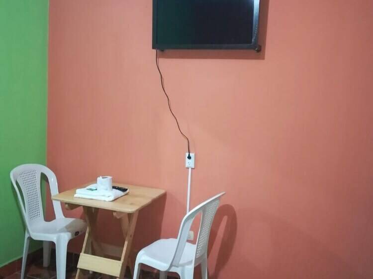 مسافرخانه Monte Real