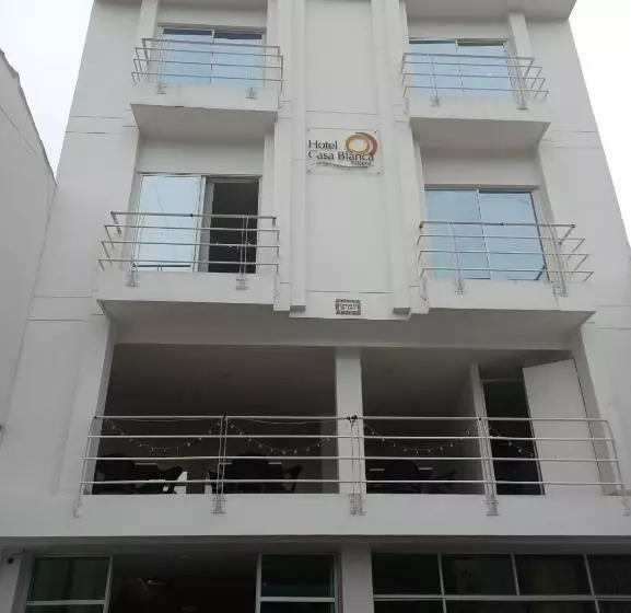 ホテル Casa Blanca Villeta