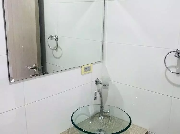 ホテル Casa Blanca Villeta