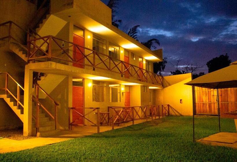 호텔 Ecolodge Huaca Piedra