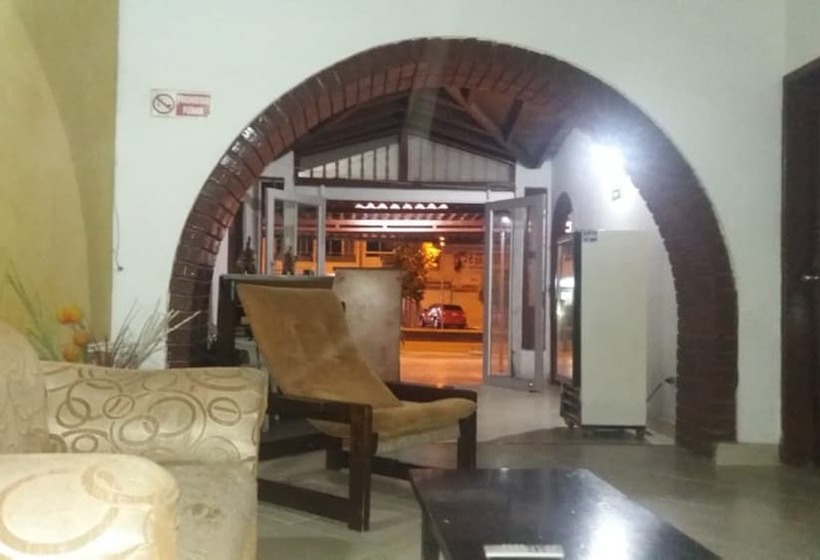 Hotel Los Almendros De Los Patios