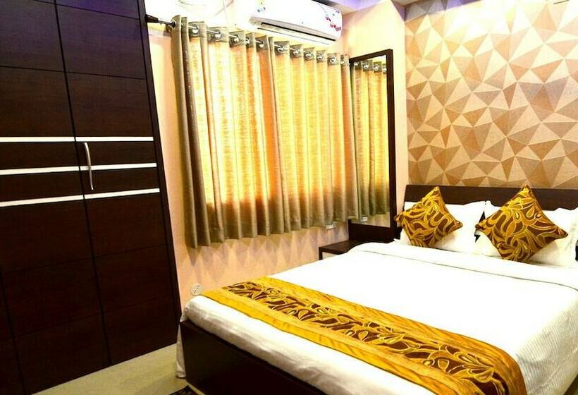 Hotel Tulip Residency