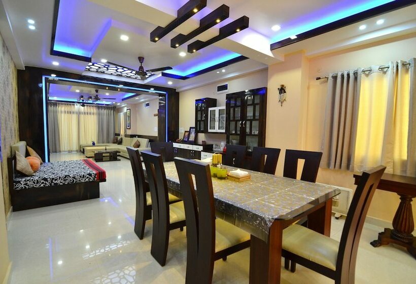 Hotel Tulip Residency