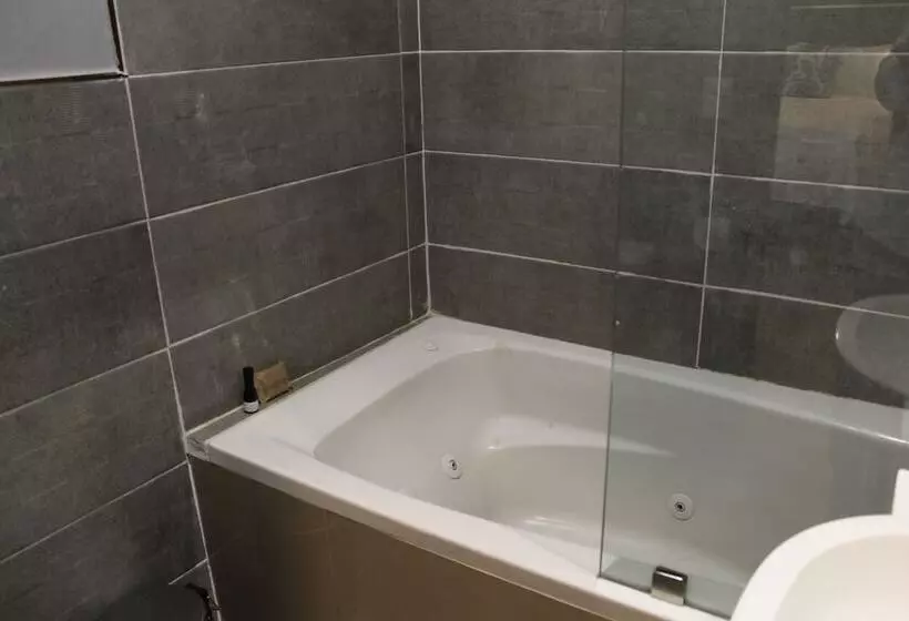 ホテル Y Centro De Convenciones Cacaxtla