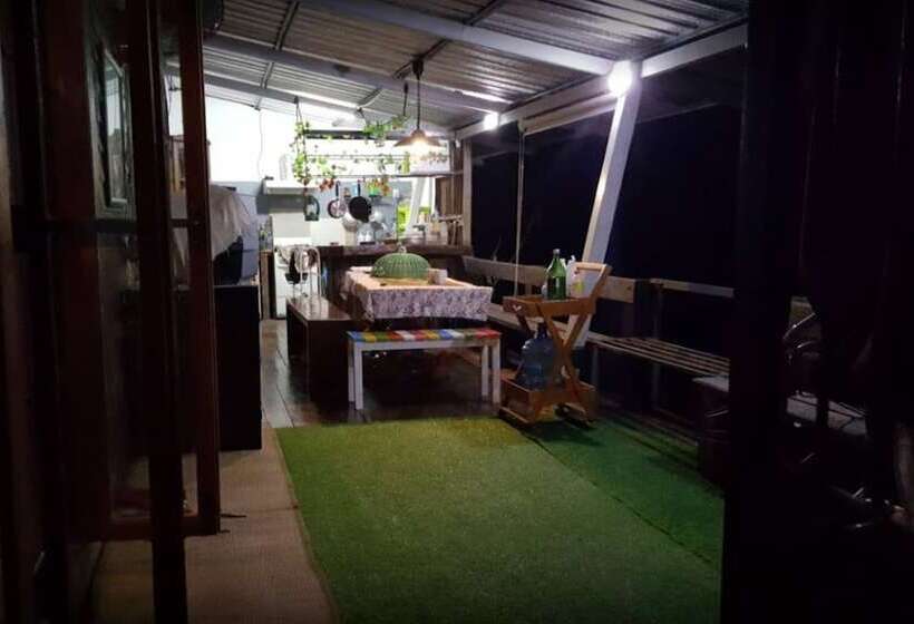 Pansiyon Baan Aunjai Homestay