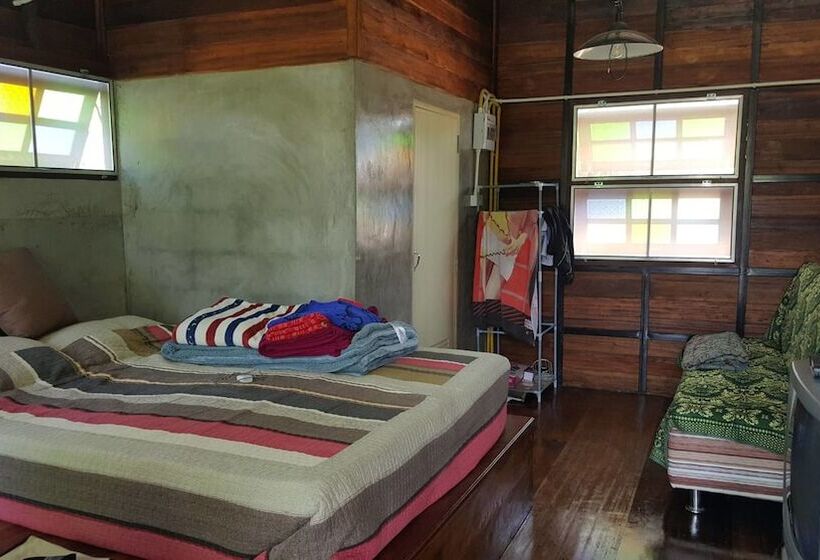 Pansiyon Baan Aunjai Homestay