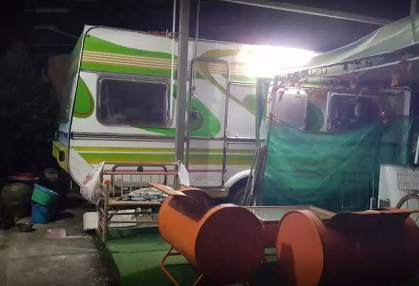 Majatalo Baan Aunjai Homestay