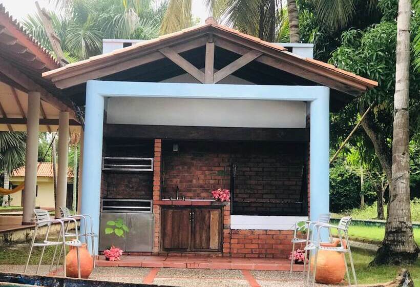 پانسیون Equilibrio