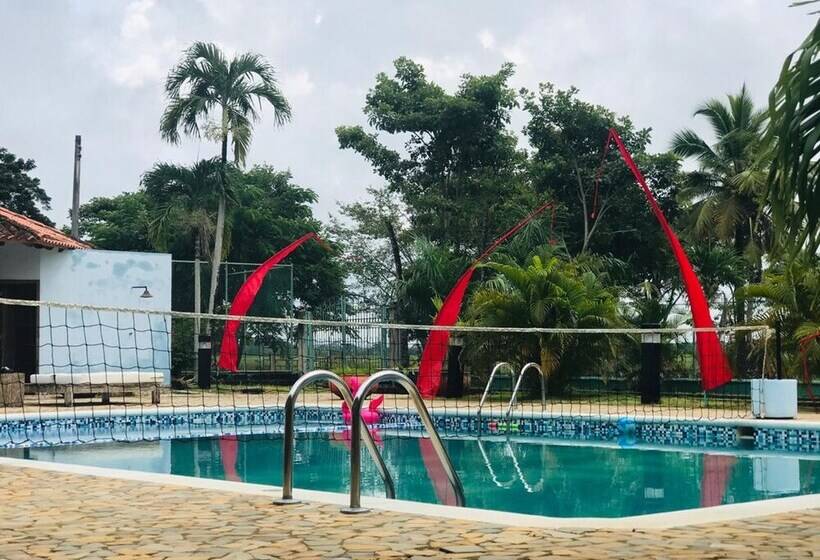 پانسیون Equilibrio