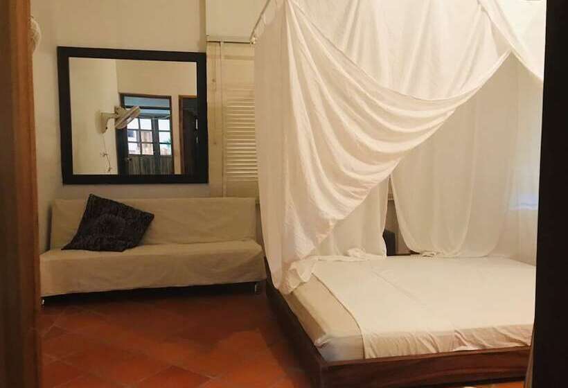 پانسیون Equilibrio