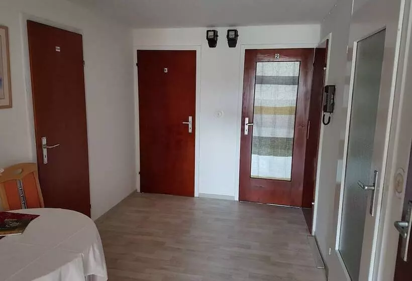 Majatalo Gasthof Waldeck