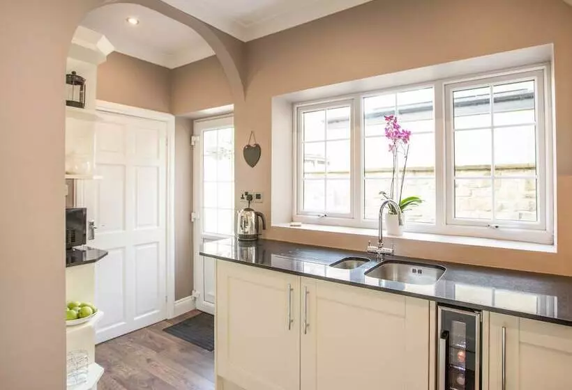 The Tynemouth Cottage