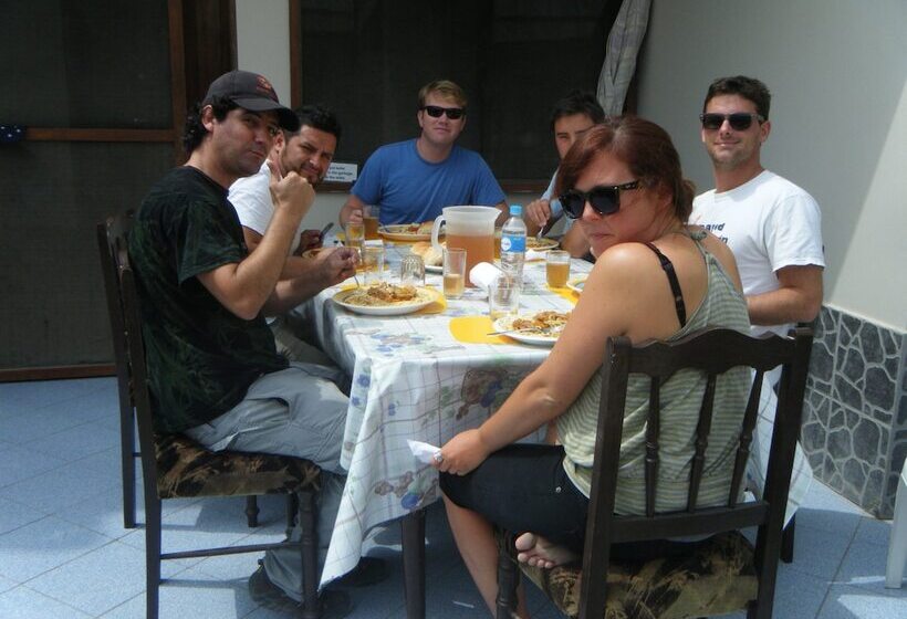فندق صغير My Surf Camp Peru
