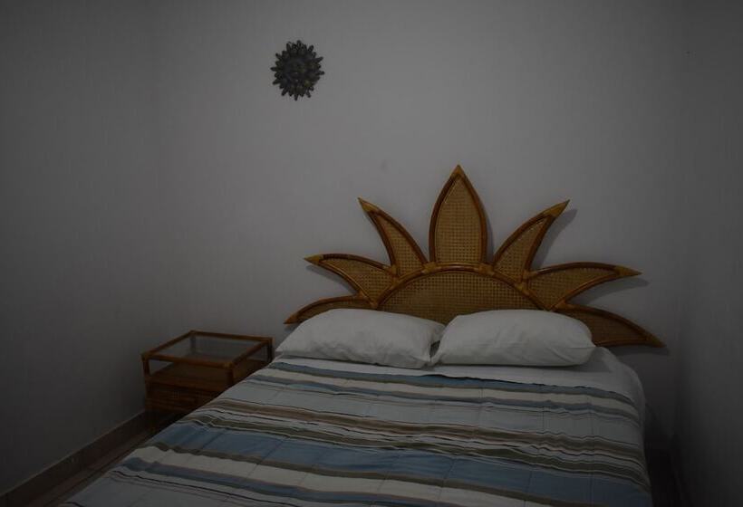 فندق صغير My Surf Camp Peru