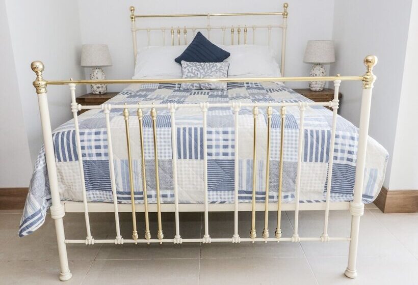 Beach House Apartment