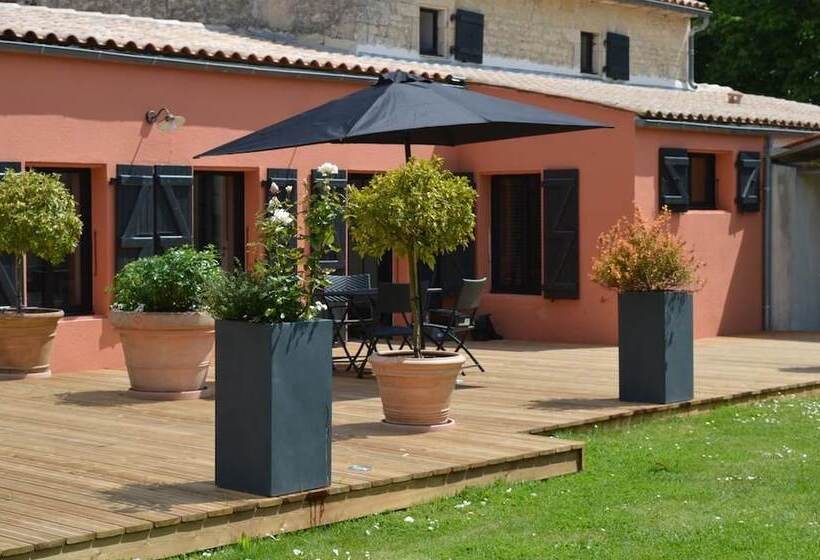 住宿加早餐  Chambre D Hôtes La Grange D Aunis