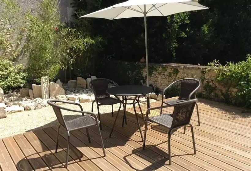 Aamiaismajoitus (B&B) Chambre D Hôtes La Grange D Aunis