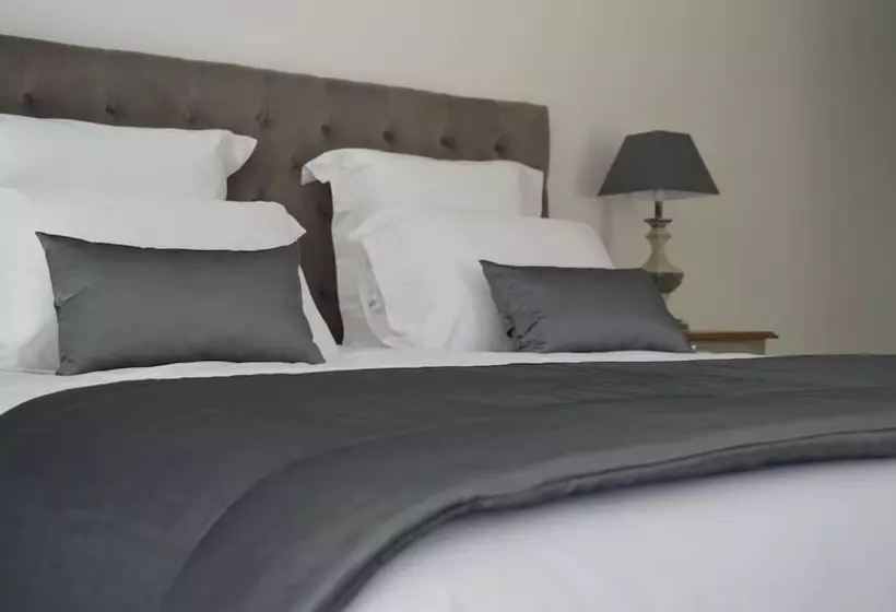 Aamiaismajoitus (B&B) Chambre D Hôtes La Grange D Aunis