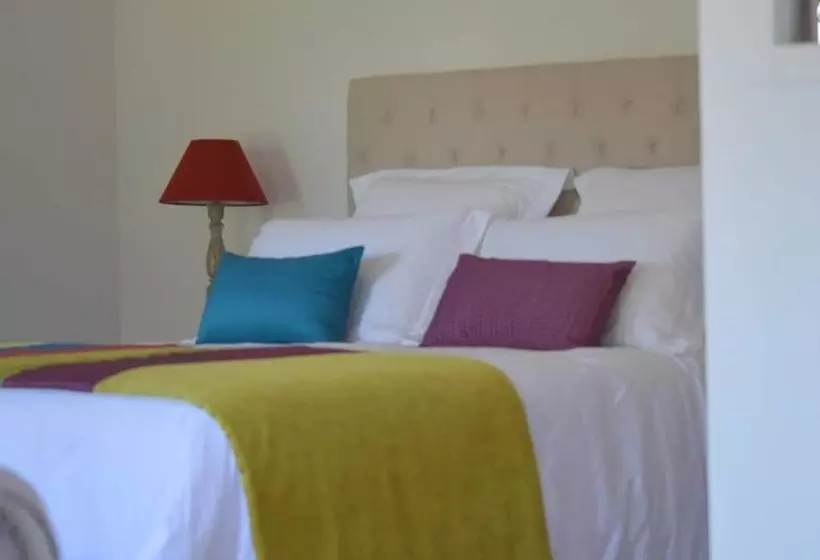 Aamiaismajoitus (B&B) Chambre D Hôtes La Grange D Aunis