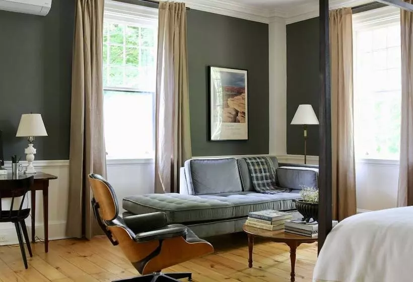 Aamiaismajoitus (B&B) Inn At Kenmore Hall