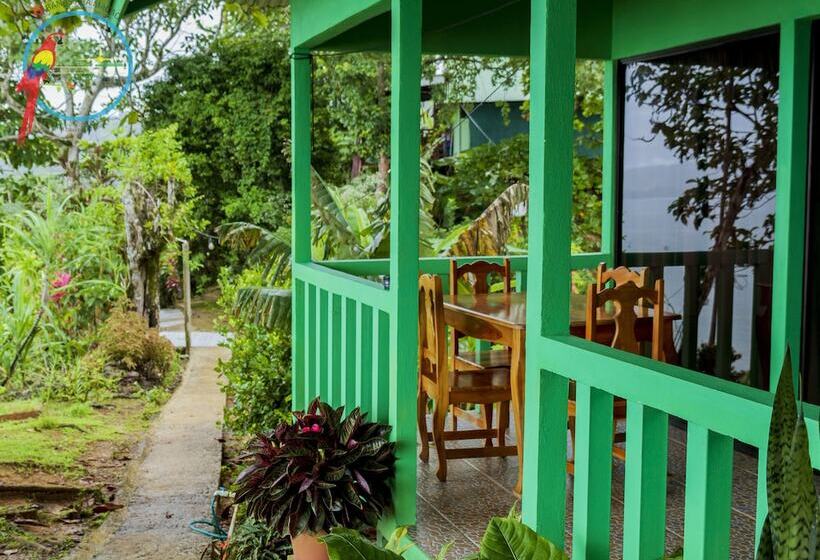 Cabaña Ara Macao Lodge