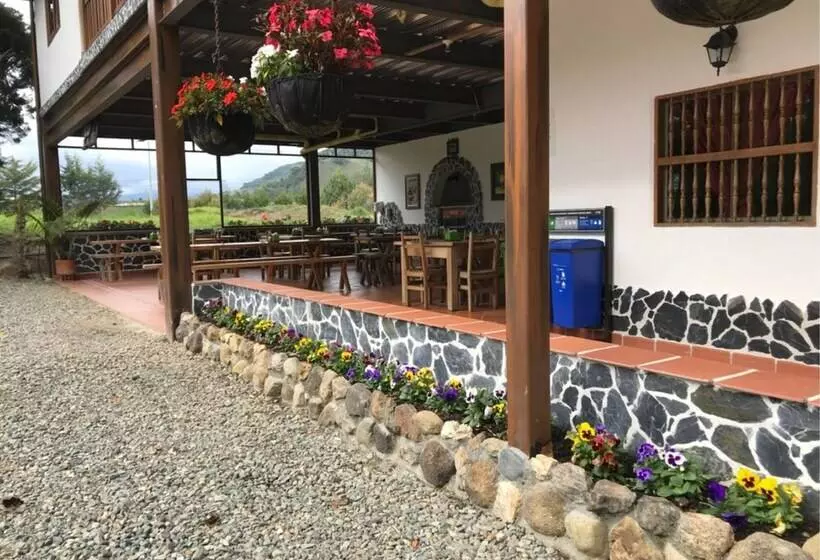 Finca Hotel Las Araucarias