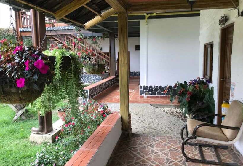 Finca Hotel Las Araucarias