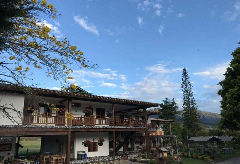Finca Hotel Las Araucarias