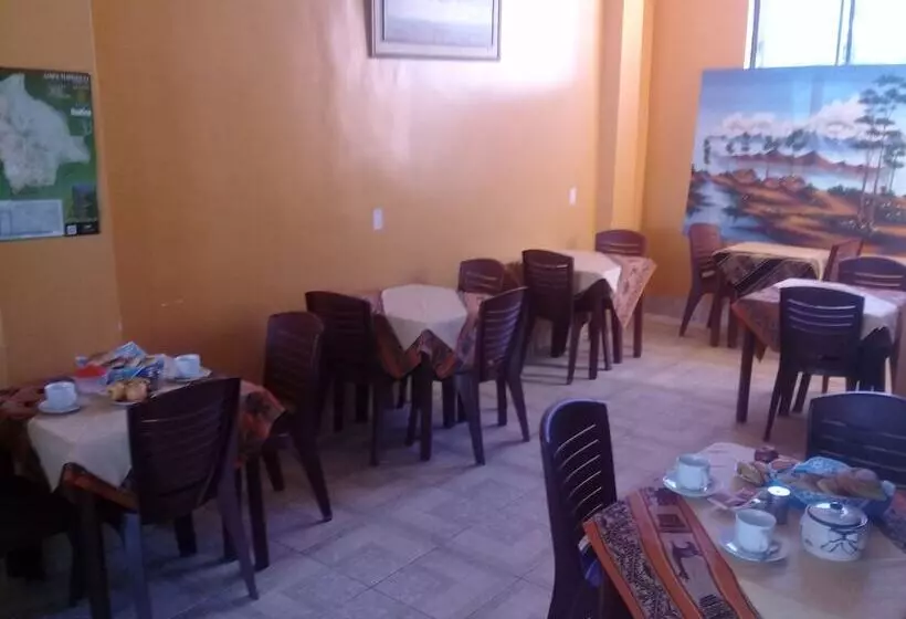 Hostal Pizarro
