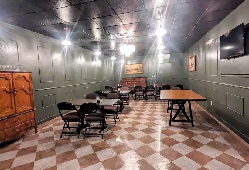 簡易ホテル The Brooks