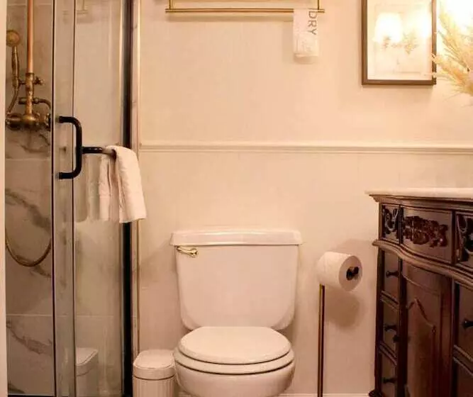 簡易ホテル The Brooks