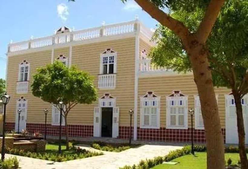 Hotelli Canoa Guest House