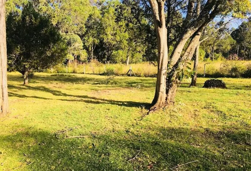 هتل Kentrout 1972